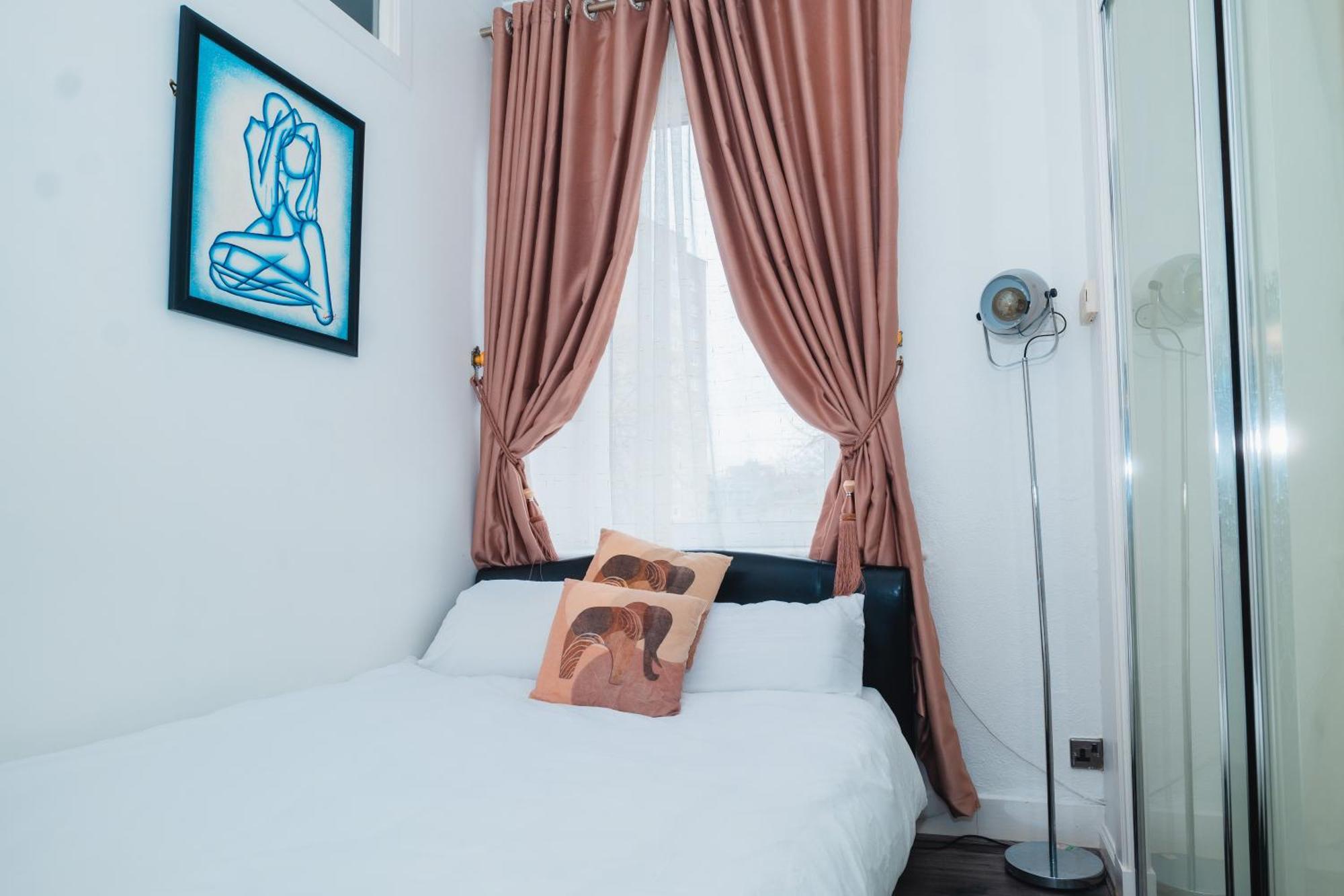 Entire Fabulous 2Bedroom First Floor Flat Located Within Close Proximity To City Centre & University Of Aberdeen With Private Parking Eksteriør bilde